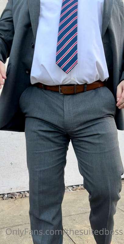 thesuitedboss image #0