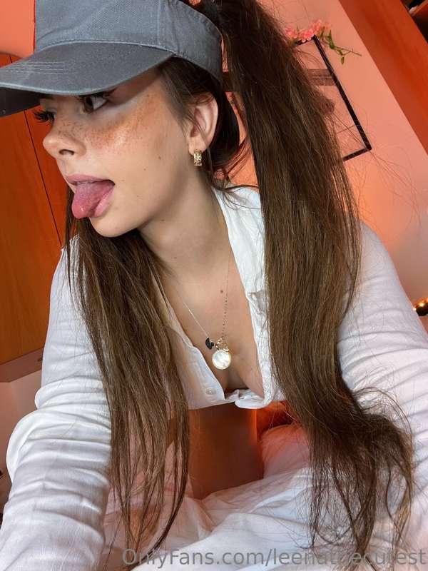 emiliaabrookss main image