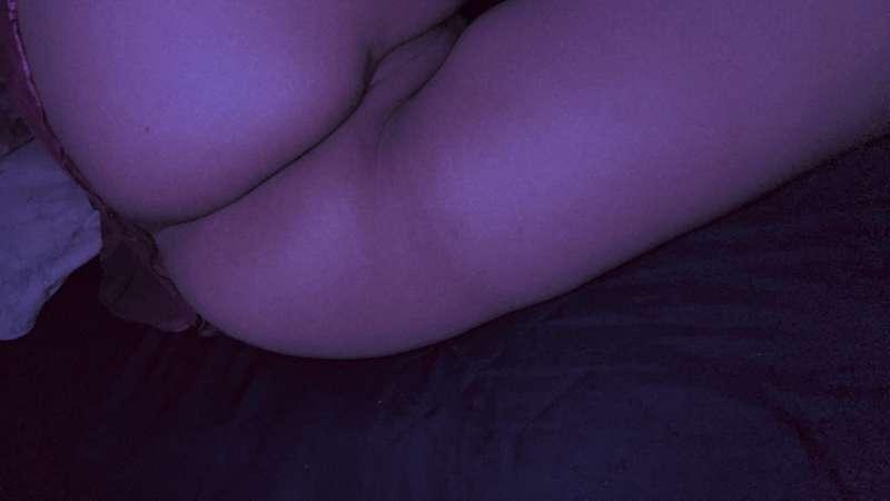 rate my pussy 1-10 pls 🥺 https://onlyfans.com/misslaura_viip