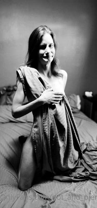 Black and White is by far the best way to shoot. Please shar..