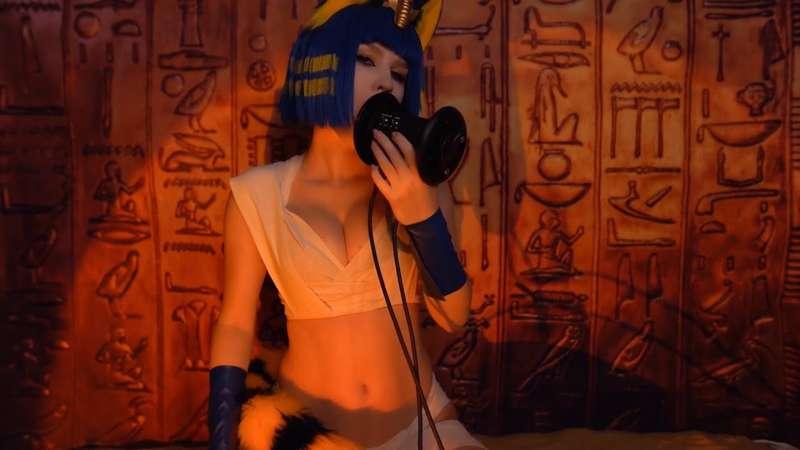 ASMR Ankha ZONE 🔥🍑 Sensual Ear L❣cking and dance 😼 Egyptian Cat