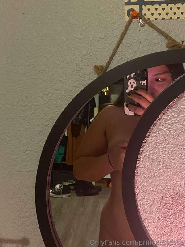 mirror pics 🫶🏼