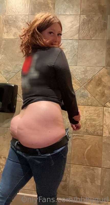 😈
