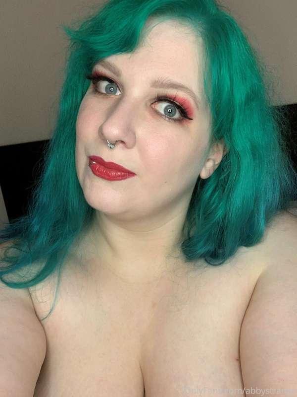 Fun with selfies! Wishing you all a great Monday :)