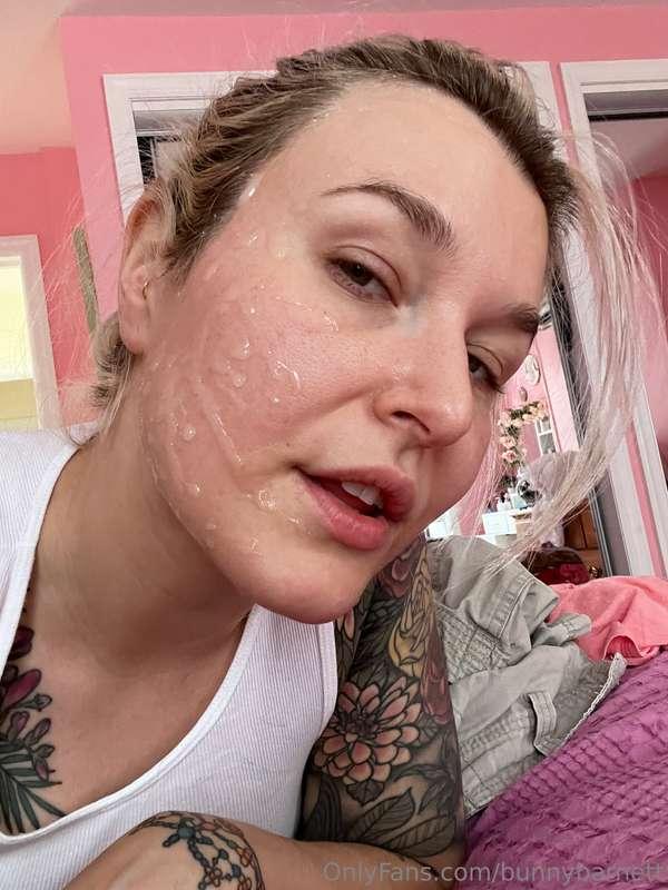 i love being a good cum slut 😇