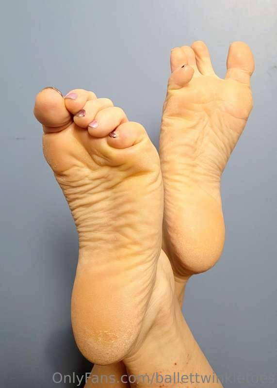 Sole Sunday has begun 👣😘