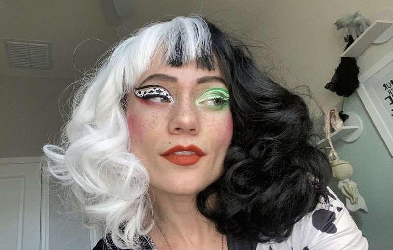 Only got a few okay ish pics of Halloween make up 🥳