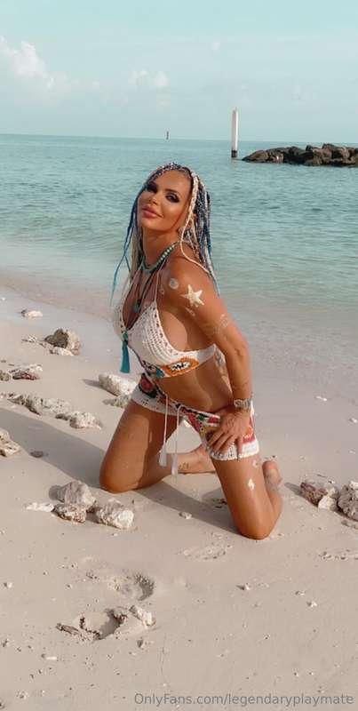 Dreaming of the beach 🌴