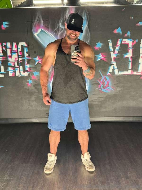 Don't mind the sweat, just sculpting the perfect body for yo..