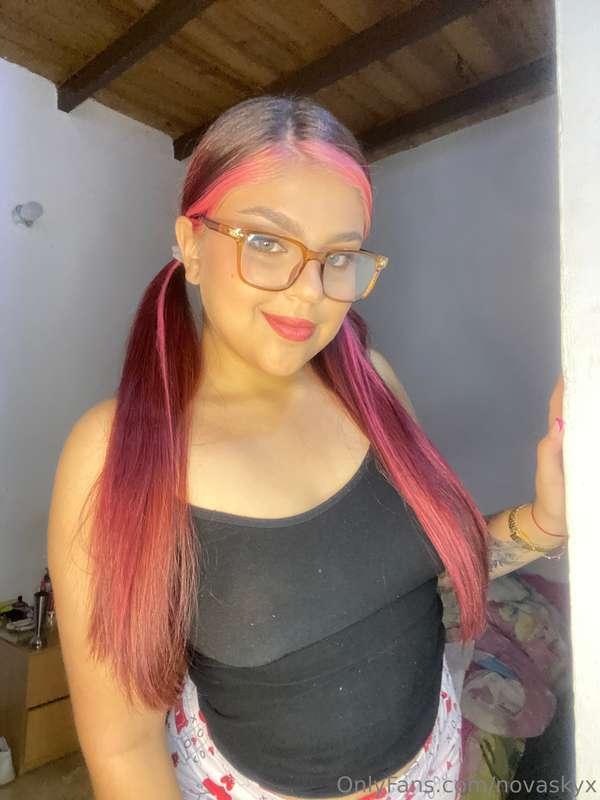 Do I look like a good girl? 😛😚