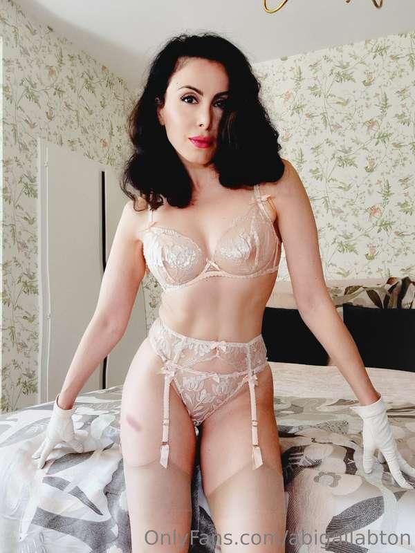 🥰😈