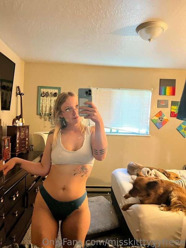 Did you miss me? I missed you😈 Excited to be back😋