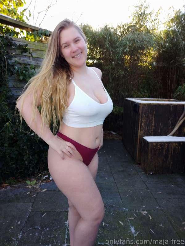 Hot tub season was amazing last year 😍