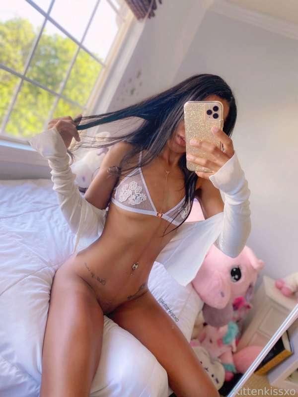 kittenkissxo image #1