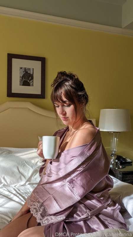 get your water, get your coffee, get your SHIT TOGETHER!!

waking up this morning feeling energized by the support you all are giving me. enjoy this set and make sure you subscribe to the higher tier (spice) to catch a more... revealing... side of myself. 👀👀👀

#pawg #thick #curves #morning #pillowprincess