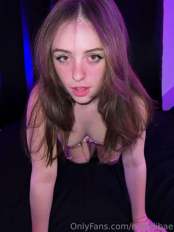holy shit i’m so horny, i can’t be the only one 🥺