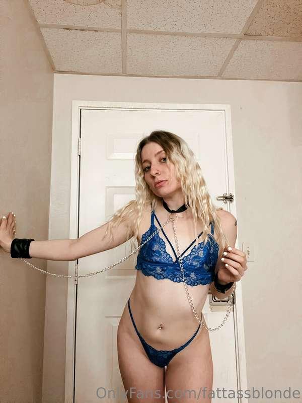 fattassblonde image #0