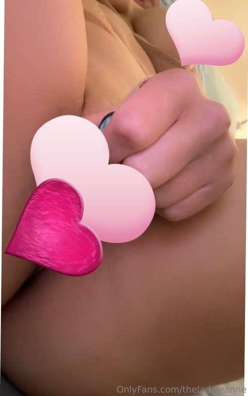 So you’re dying to see how my 2 pussies pulsate into eachoth..