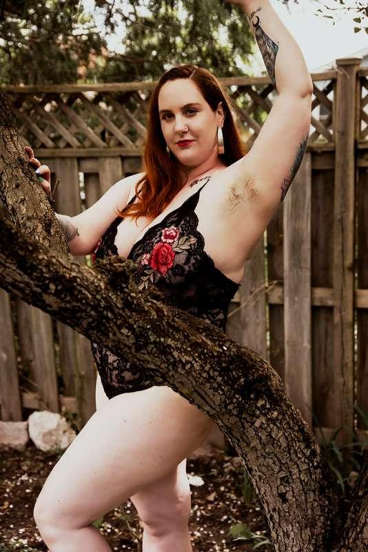 See the full set on my XXX account @feministfuntoy!