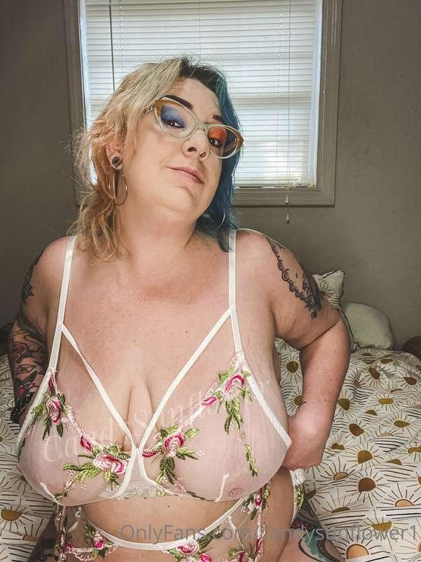 Happy Titty Tuesday Babes 😘❤️