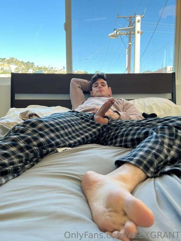 Worship my feet and then maybe I’ll let you suck my cock