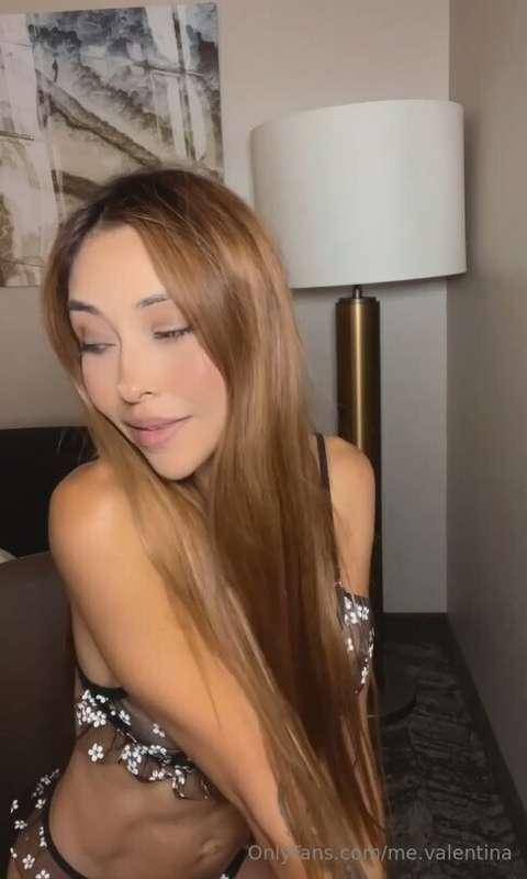 What do you think I am looking?? 👀