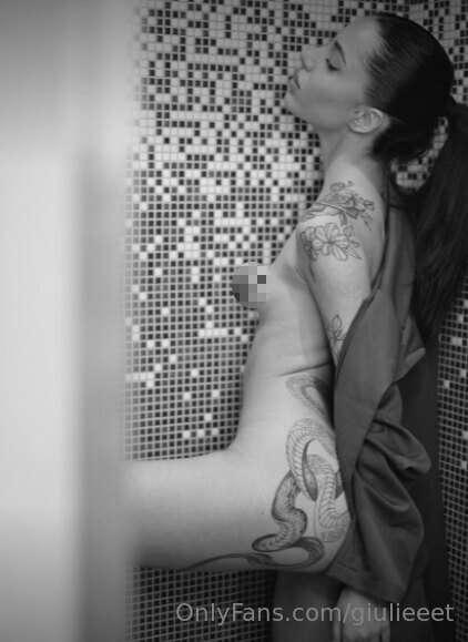 Vieni a fare la doccia con me?❤️🔞