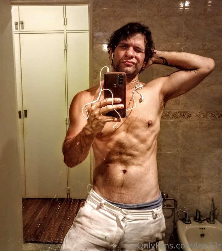 Pack of photos working very hot, don't miss it, 🔥ASK FOR IT ..