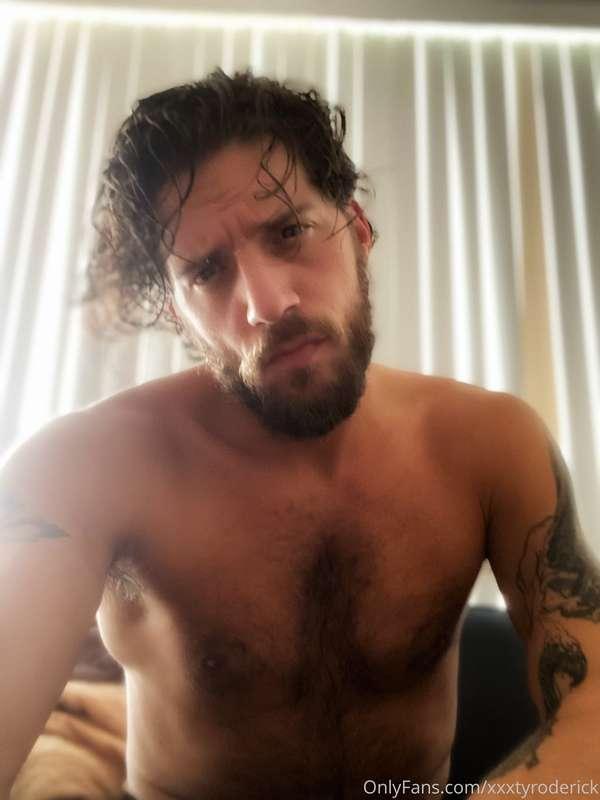 Fresh out the shower 🚿