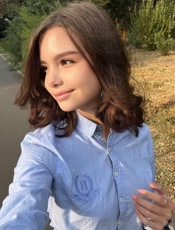 Do you like my smile?🙈
