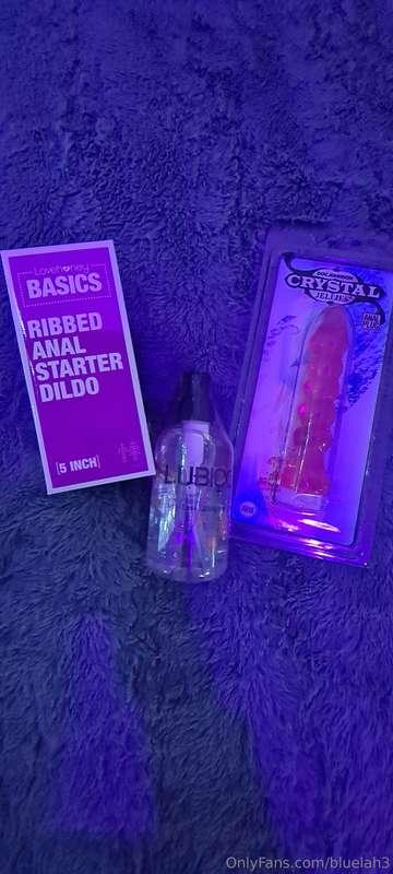 Guess who's been trying out some fun new toys a super awesom..
