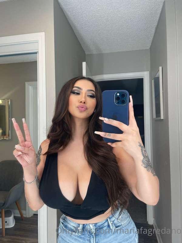 catch me in a no-bra state of mind 😈