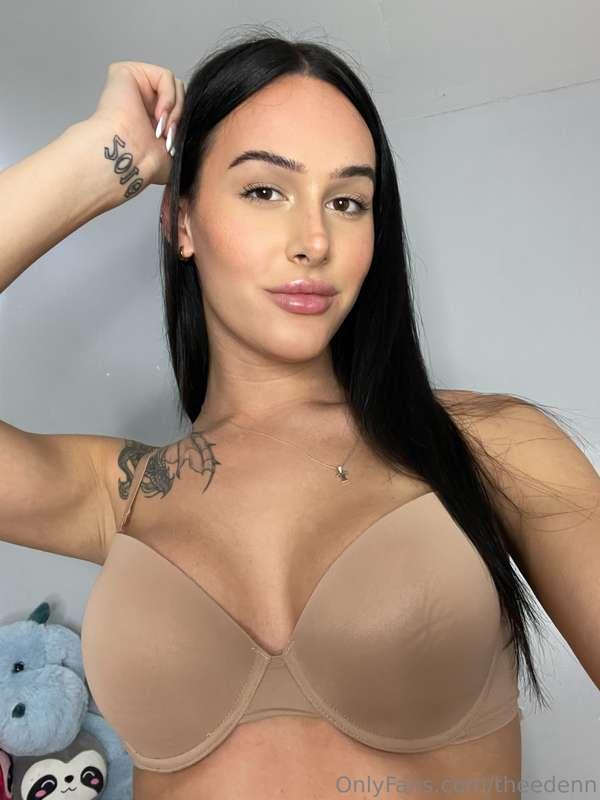 Temptation has a name, and it’s me💕