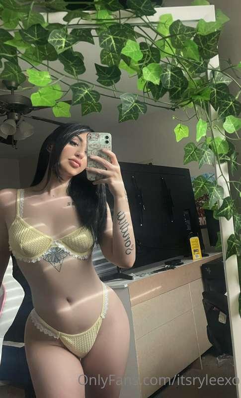 🌼NEW SEX TAPE🌼
just recorded last night 

⭐️TIP $5⭐️
😜BJ, TE..