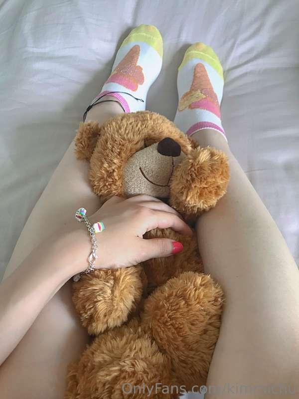 Busy day. Been wearing these socks from morning, didn’t have..