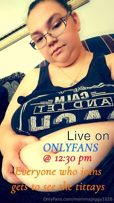 Join me! Every person to come into the live gets flashed!   ..