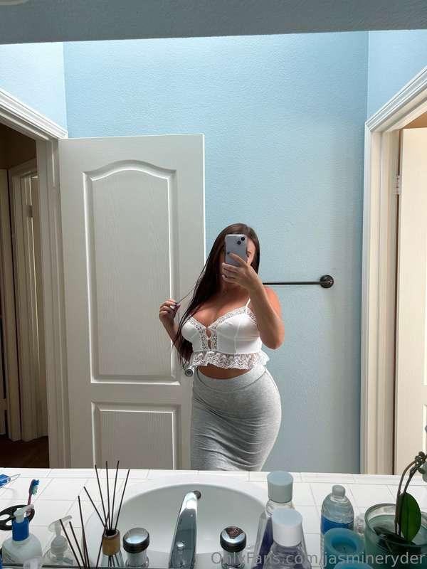 good boys tip when they need a goddess attention 💁🏻‍♀️