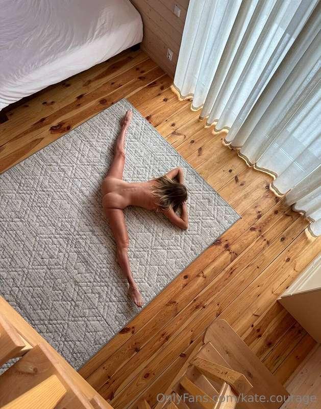 Subscribe @urhoneypot1 for free today only 😍
Enjoy @urhoneyp..