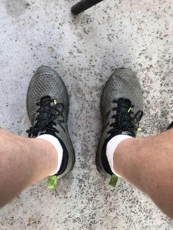 Dirty sneaker for a lucky sub to be under