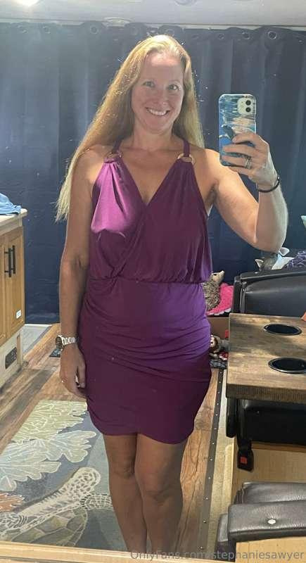 Pick mommies dress for thanksgiving dinner!!! 😘