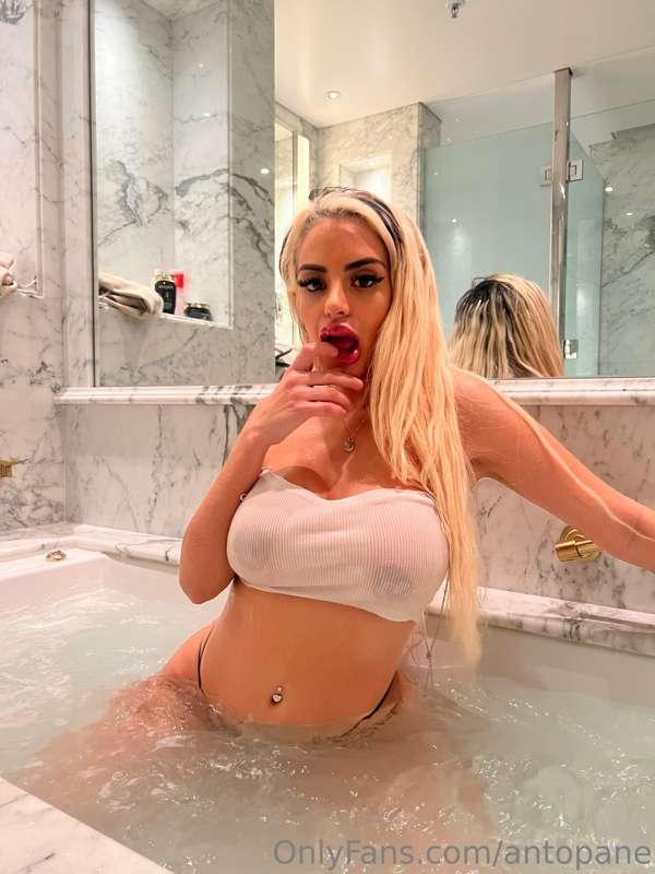❤❤❤❤❤❤ 𝟏𝟓 𝐎𝐅𝐅 % ❤❤❤❤❤❤
-Cambiemos mi dedo por tu Pija amor 😈..