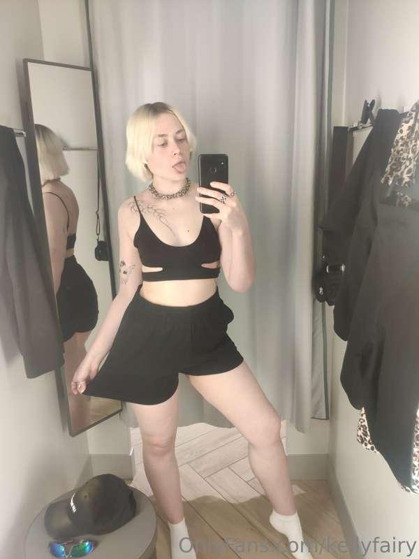 Will you leave a tip to get my nude pic? 😏