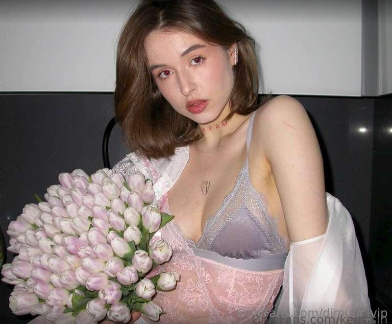 🔥🔥 @kerrasin 🔥🔥Come and enjoy the world of passion 🍑🍌🔞 full ..
