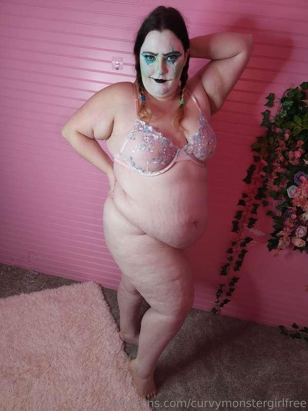 Don't my titties look great in this bra? 😜😏💕 you can see my ..