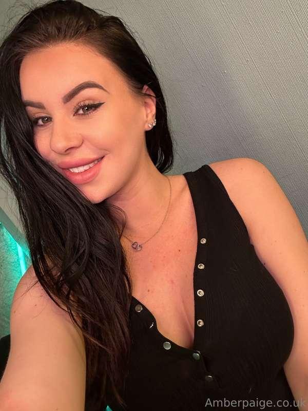 do you like selfies baby? 🥰