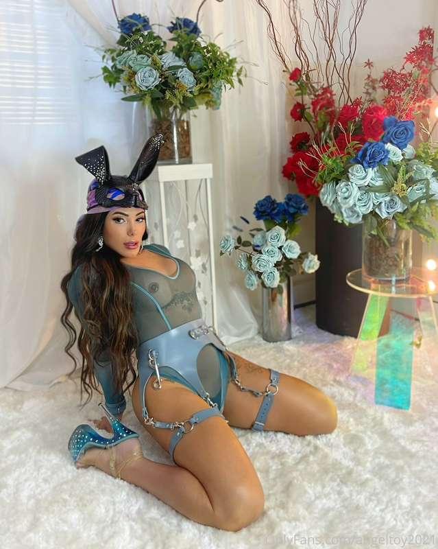 Hi my boys !!! Have a great week , and don’t forget to send ..