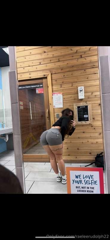 Hit quads today :) did you gym yet ??