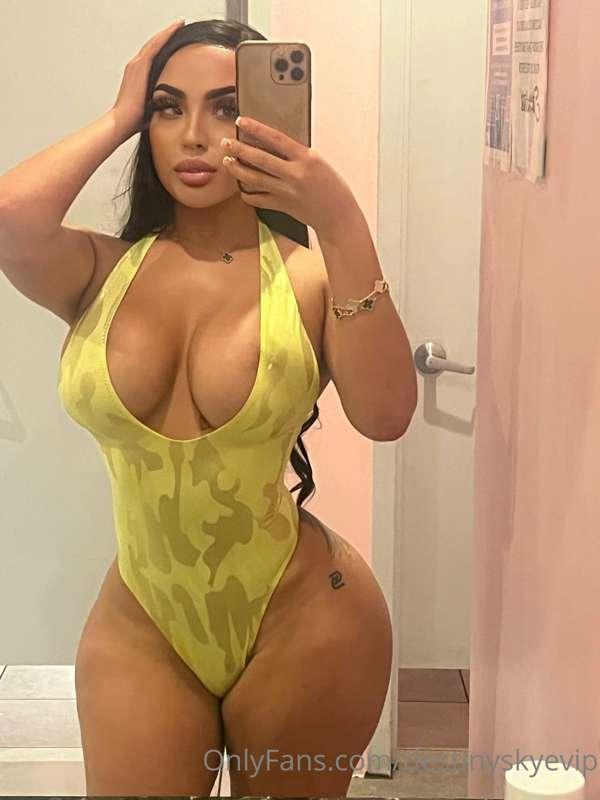 🤩