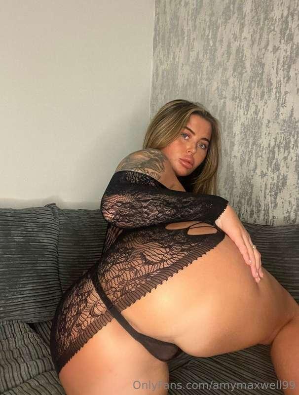 Taking custom requests for this week, message me so I can fu..