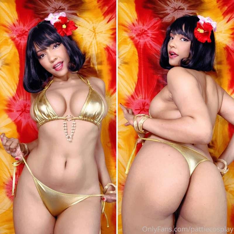 Bikini set was sent to your messages❤️
I hope you like these..